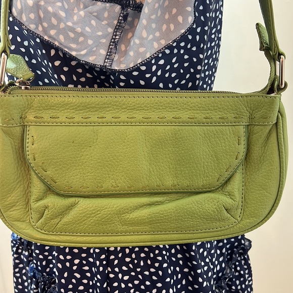 WILSON LEATHER VINTAGE GREEN HAND BAG - Picture 13 of 14